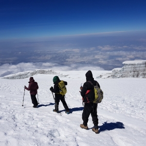 Descent on the glacial terrain!