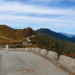 The trail which forms the border between Nepal and India meanders around the ridge