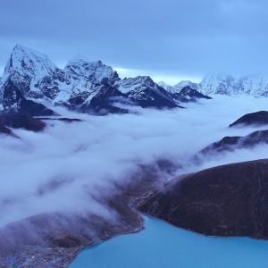 Gokyo Lake & Cholatse peak from Gokyo Ri