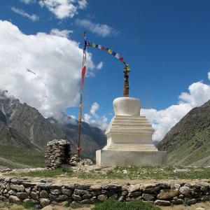 A beautiful chorten above Kanjhar on the first day of the Miyar trek