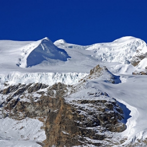 Mera massif 